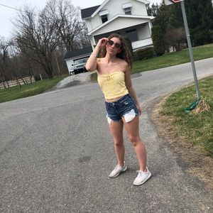 Meet your Posher, Elaina